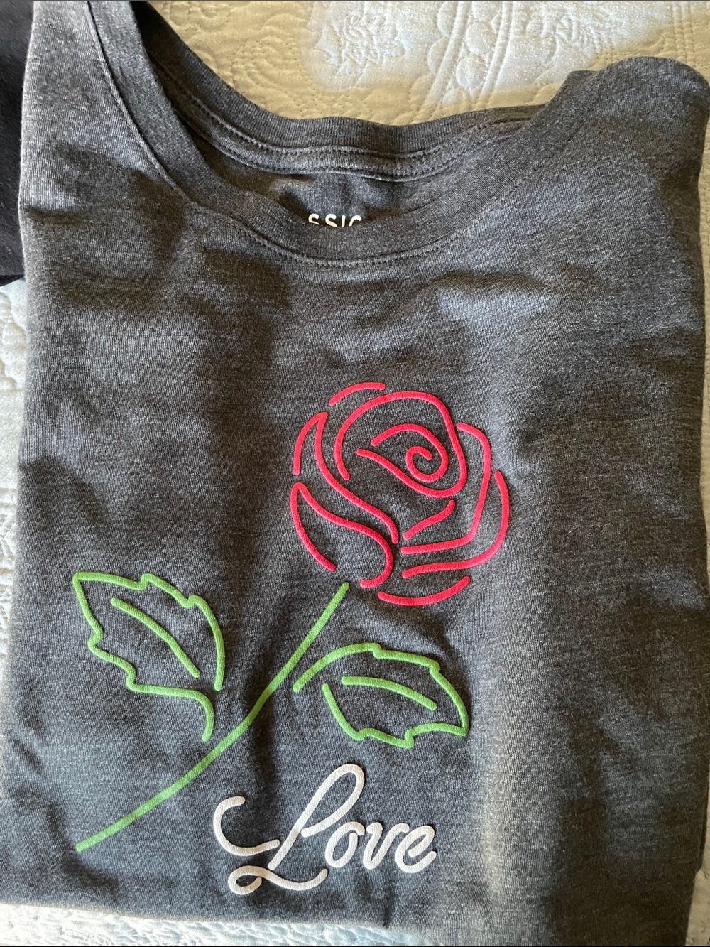 Aeropostale Girls Charcoal Tee with Pink Rose and Green Stem bundle of 5